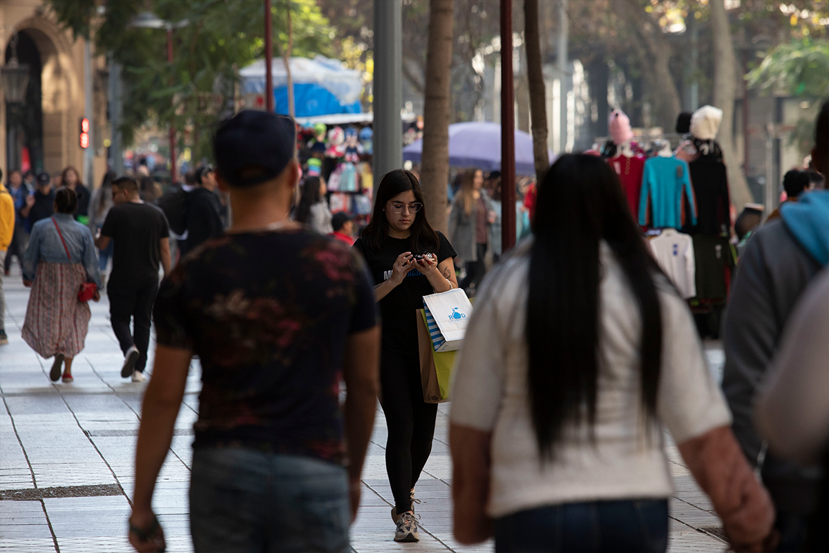 31-164956_nhxp_Cadem-comunismo